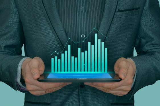 Regulated Funds: Weighing Up the Benefits of Hosted Versus Standalone Platforms