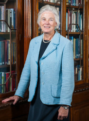 Dr Catherine Day